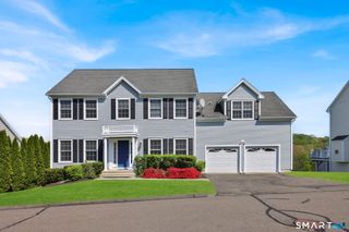 3 Stonecroft Way 3, Monroe, CT 06468