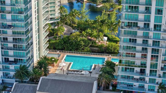 300 Sunny Isles Blvd 4-804, Sunny Isles Beach, FL 33160
