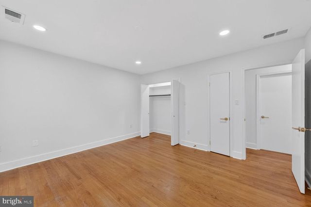 11523 VALE RD, Oakton, VA 22124