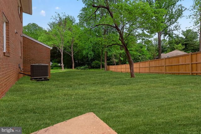 11523 VALE RD, Oakton, VA 22124