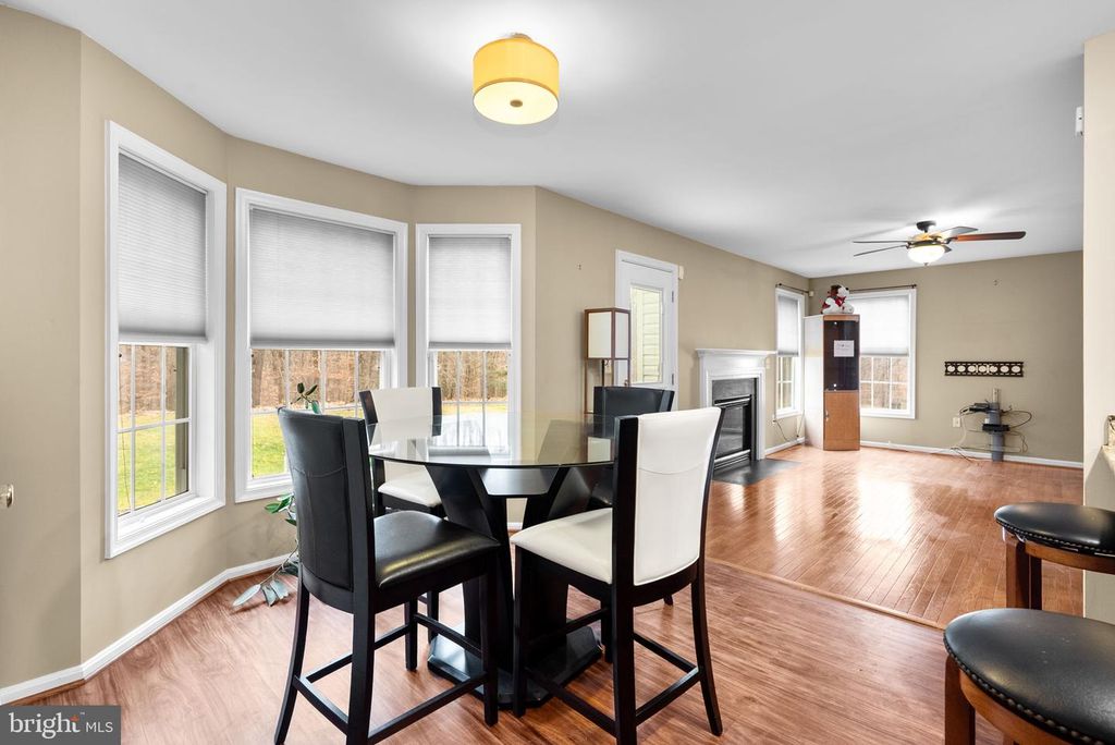 Image 8 of property listing at 2883 PORTOBELLO CT, Waldorf, MD 20603