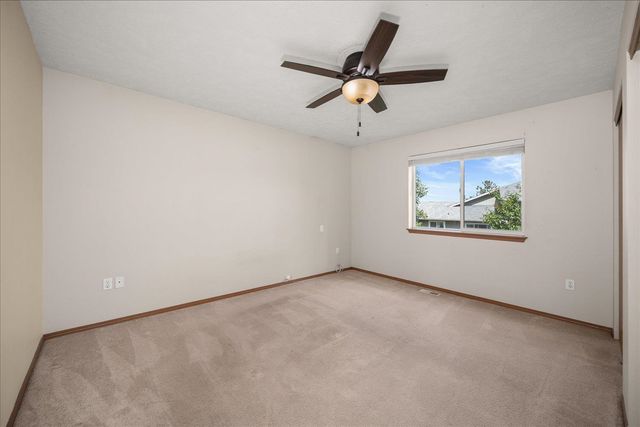 2022 N Rio Grande Ln, Spokane Valley, WA 99016