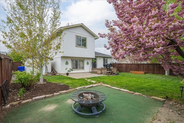 2022 N Rio Grande Ln, Spokane Valley, WA 99016