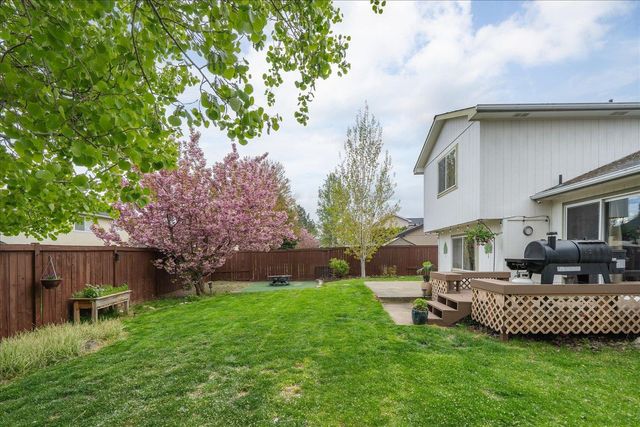 2022 N Rio Grande Ln, Spokane Valley, WA 99016