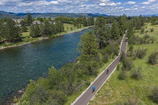 2022 N Rio Grande Ln, Spokane Valley, WA 99016