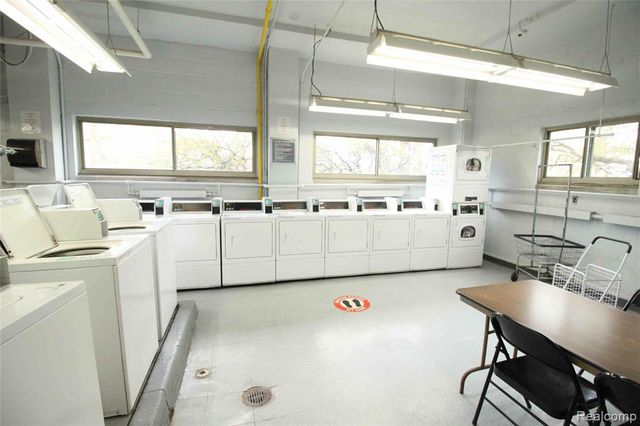 8900 E Jefferson Avenue 920, Detroit, MI 48214