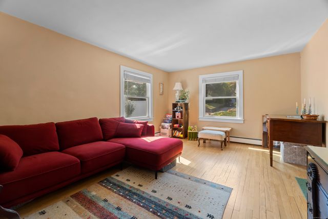 22 Mayflower Avenue, Stonington, CT 06379