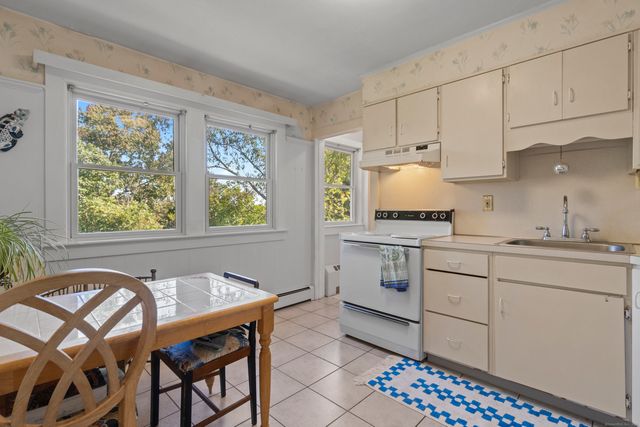 22 Mayflower Avenue, Stonington, CT 06379