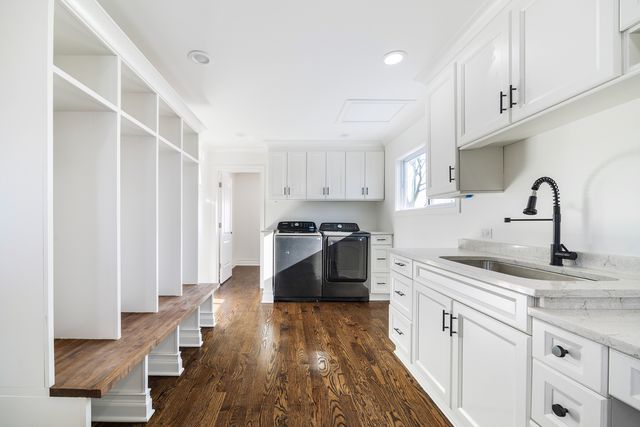 711 S 4th Avenue, Libertyville, IL 60048