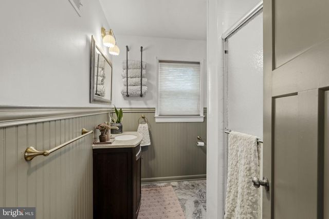 98 LANCASTER AVE, Strasburg, PA 17579