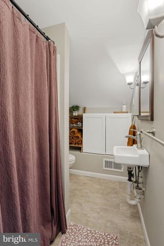 98 LANCASTER AVE, Strasburg, PA 17579