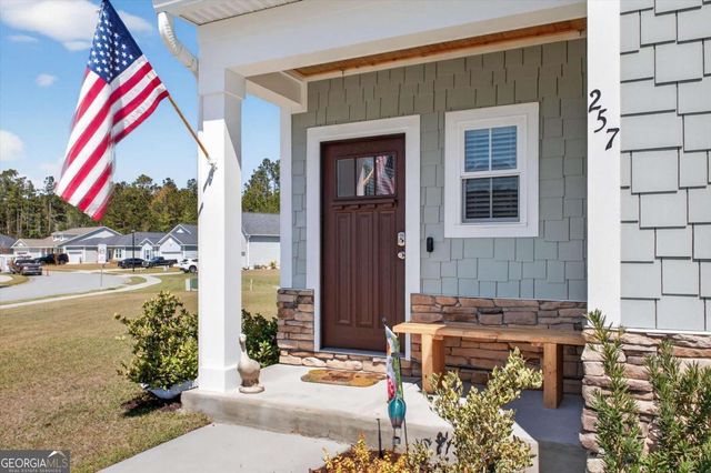 257 Beecher Drive, Richmond Hill, GA 31324