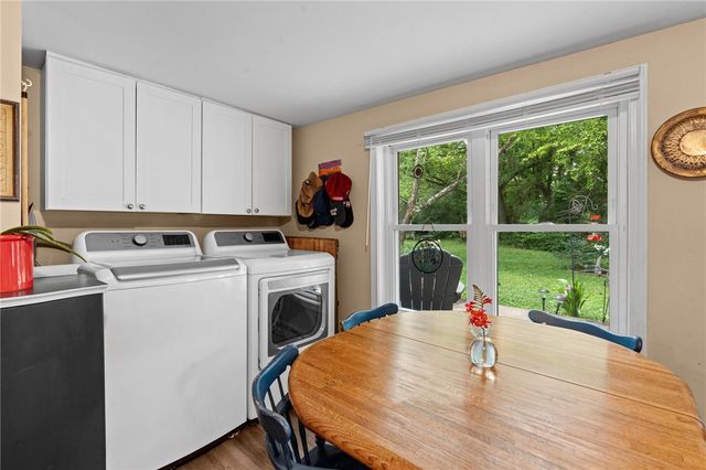 691 N Bickett Road, Xenia Twp, OH 45385