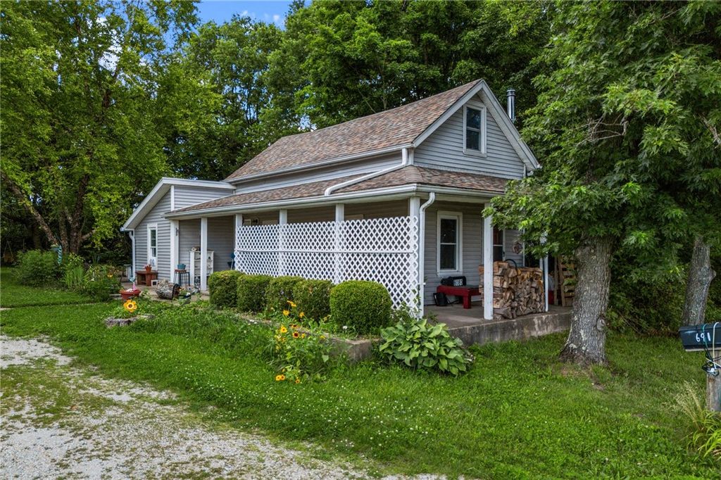691 N Bickett Road, Xenia Twp, OH 45385