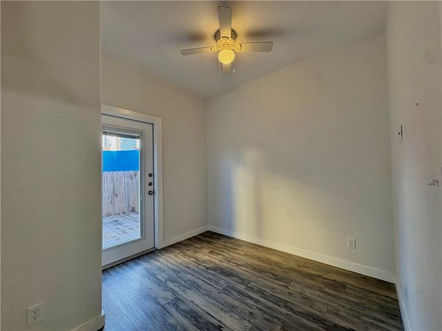 1813 S 11th St 103, Port Aransas, TX 78373