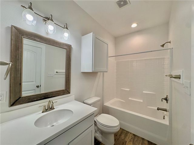 1813 S 11th St 103, Port Aransas, TX 78373