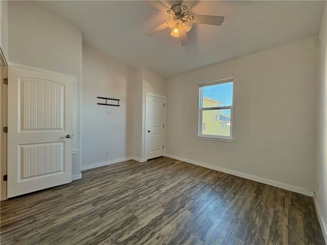 1813 S 11th St 103, Port Aransas, TX 78373