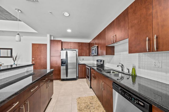 300 S Australian Avenue 1106, West Palm Beach, FL 33401