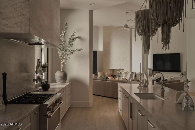 4901 E TOMAHAWK Trail, Paradise Valley, AZ 85253