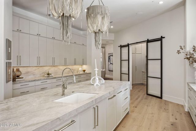 4901 E TOMAHAWK Trail, Paradise Valley, AZ 85253