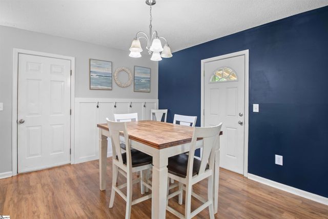 106 Farmgate Road, Pickens, SC 29671