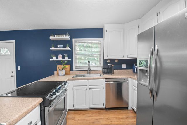 106 Farmgate Road, Pickens, SC 29671
