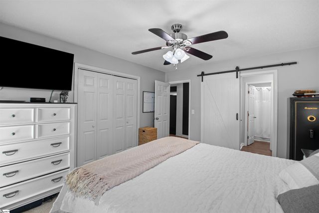 106 Farmgate Road, Pickens, SC 29671