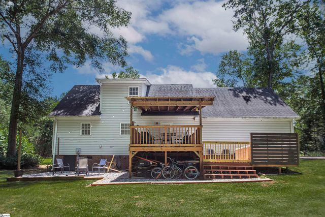 106 Farmgate Road, Pickens, SC 29671