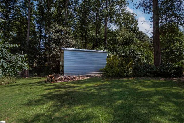 106 Farmgate Road, Pickens, SC 29671