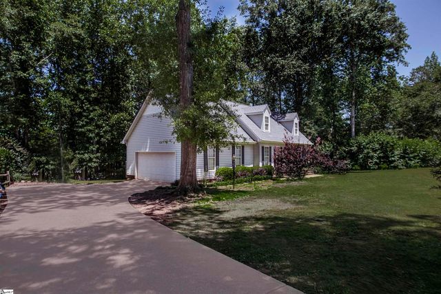 106 Farmgate Road, Pickens, SC 29671