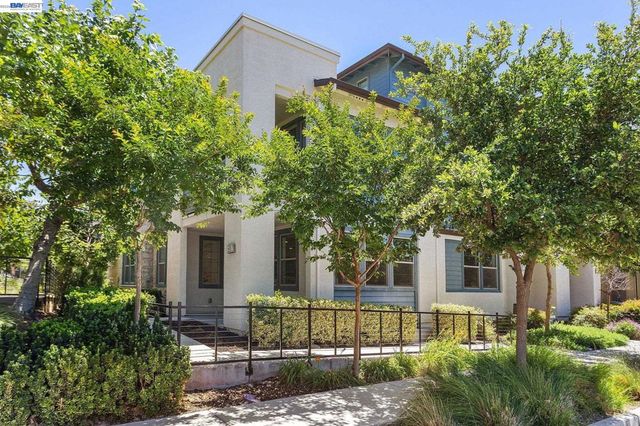 5810 Midnight Pl D, Dublin, CA 94568