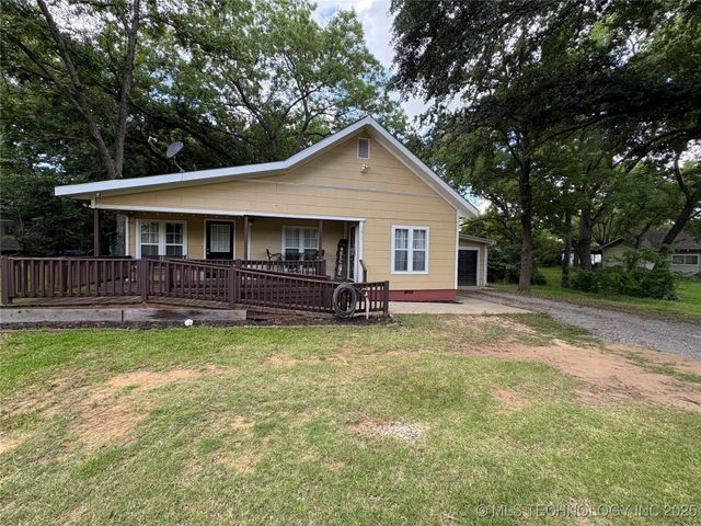 1011 N 2nd, Durant, OK 74701