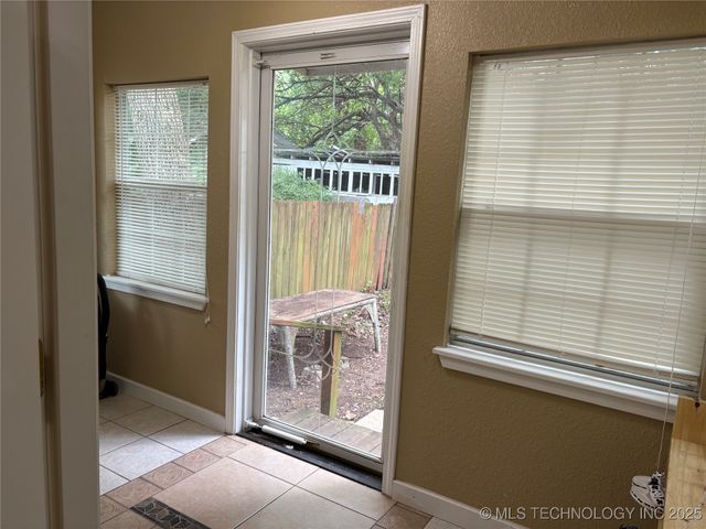 1011 N 2nd, Durant, OK 74701