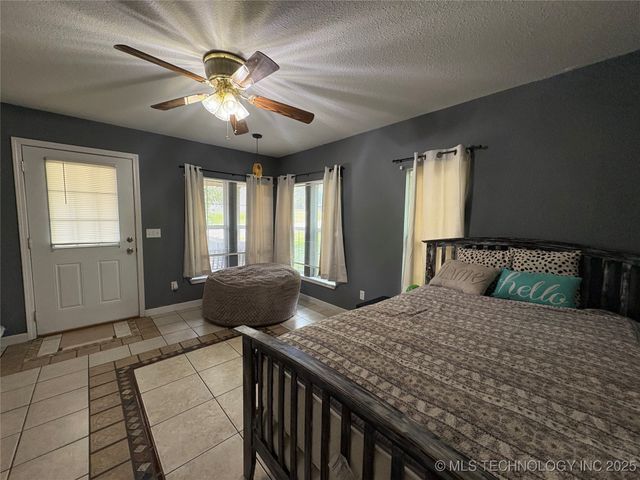 1011 N 2nd, Durant, OK 74701