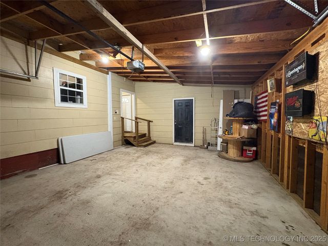 1011 N 2nd, Durant, OK 74701
