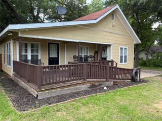 1011 N 2nd, Durant, OK 74701