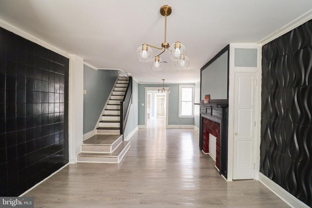 255 ROOSEVELT AVE, York, PA 17404