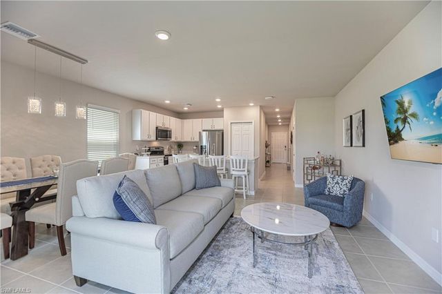 15172 Wildflower CIR, Naples, FL 34119