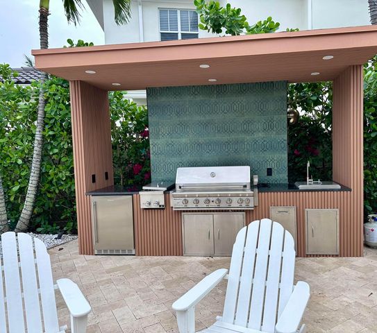 3001 Jasmine Court, Delray Beach, FL 33483