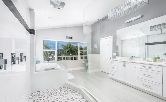 3001 Jasmine Court, Delray Beach, FL 33483