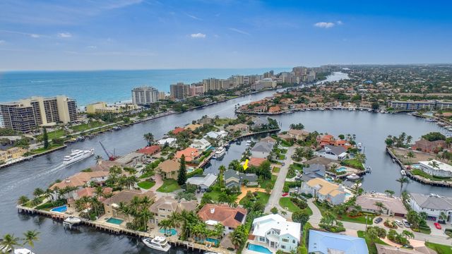 3001 Jasmine Court, Delray Beach, FL 33483