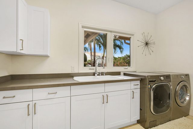 3001 Jasmine Court, Delray Beach, FL 33483