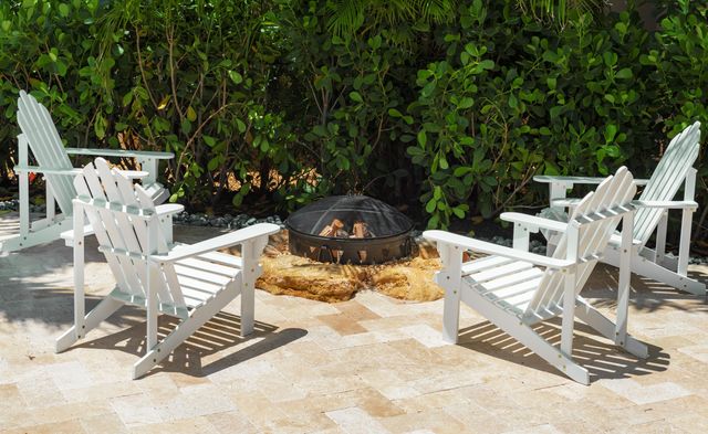 3001 Jasmine Court, Delray Beach, FL 33483