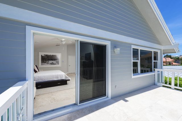 3001 Jasmine Court, Delray Beach, FL 33483