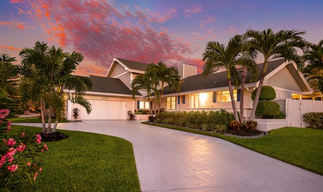 3001 Jasmine Court, Delray Beach, FL 33483