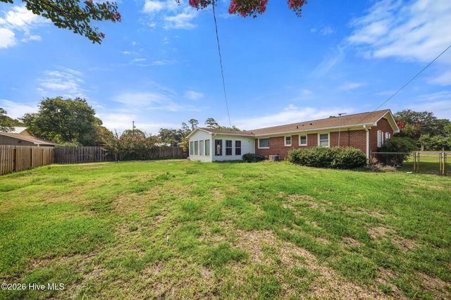 101 N Channel Haven Drive, Wilmington, NC 28409