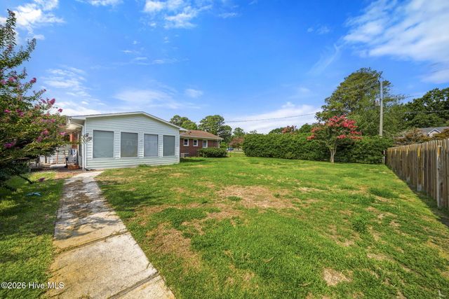 101 N Channel Haven Drive, Wilmington, NC 28409