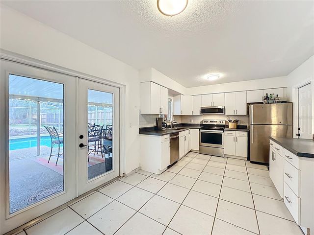 821 RAVEN AVENUE, Longwood, FL 32750