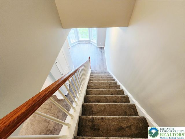 8513 Gateway Road, Upper Macungie Twp, PA 18031