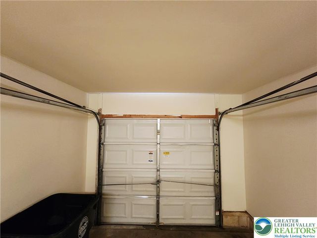 8513 Gateway Road, Upper Macungie Twp, PA 18031